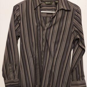 Eddie Bauer Men XS  96 cotton 4 % lastol VGC like new